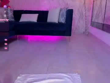 Emiilyy_parker_  live sex cam