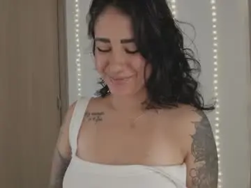 Juli_hairy  live sex cam