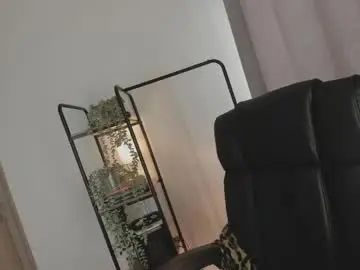 Juli_hairy  live sex cam