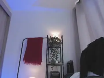 Juli_hairy  live sex cam