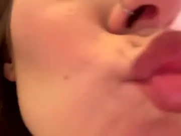 Kennasoft  live sex cam