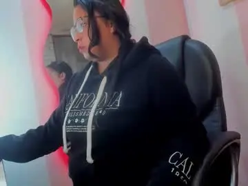 Lara_garcia1  live sex cam