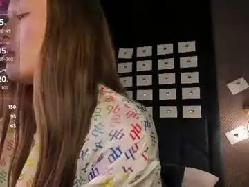 Lunaawilde  live sex cam