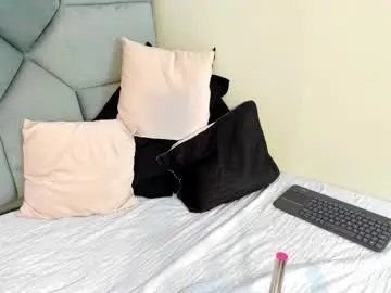 Madame_rouge_  live sex cam