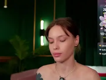 Mili_joy  live sex cam