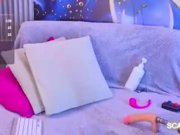 Scarlette04  live sex cam
