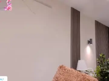 Scarlettmore  live sex cam