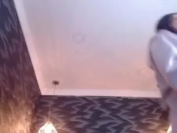 Avanahomi  live sex cam