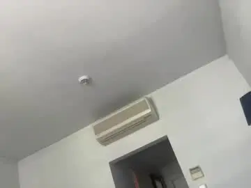 Baddievicky  live sex cam
