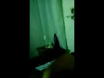 Chiqui1460  live sex cam