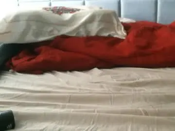 Christinee912  live sex cam