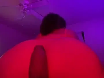 Goddesslynn27  live sex cam