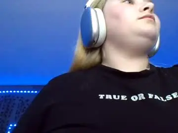 Light_lunaa  live sex cam
