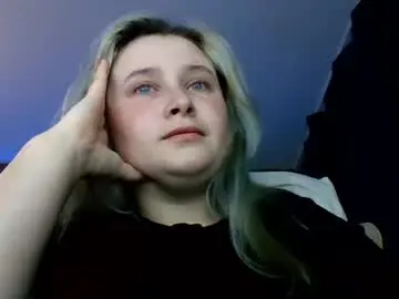 Light_lunaa  live sex cam