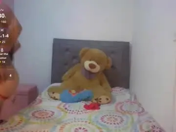 Rose_bella__  live sex cam