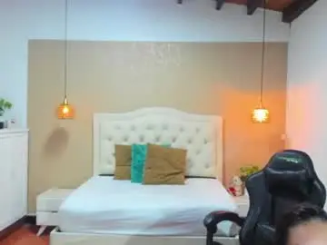 Roxy_williamss  live sex cam