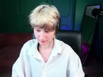Senpai_sins  live sex cam