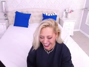 Susanswann  live sex cam