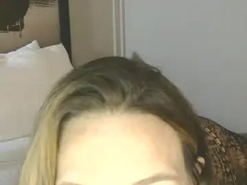 Thickhoeverthere  live sex cam