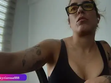 Valkyriarose  live sex cam