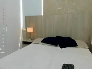 Aura_lara  live sex cam
