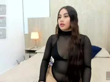 Aura_lara  live sex cam