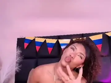 Dakotadesiree  live sex cam