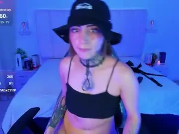 Gyal_8_  live sex cam