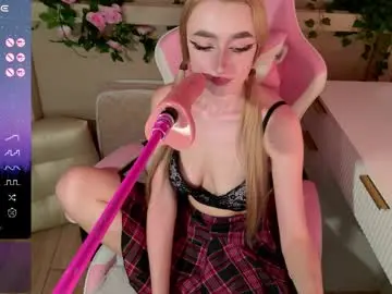 Leonaeviann  live sex cam