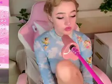 Leonaeviann  live sex cam