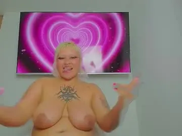 Pink_maddy  live sex cam