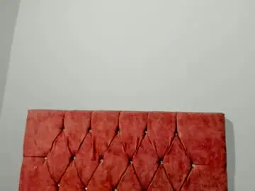 Shy_luna18  live sex cam