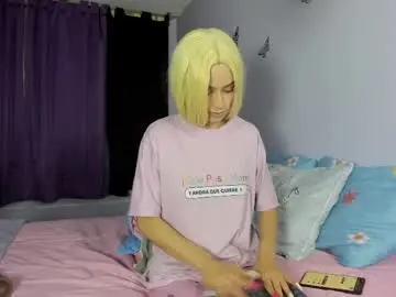 Alien_universe  live sex cam