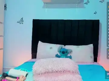 Alien_universe  live sex cam