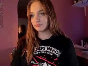 Caroline_kiparis  live sex cam