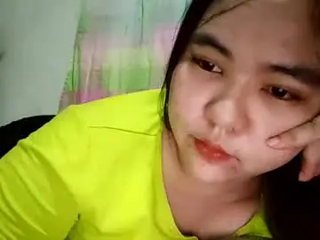 Chubbylicious_aria  live sex cam