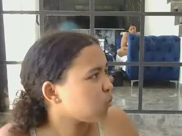 Exclusivecourtney  live sex cam