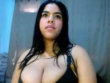 Honeypussy3021  live sex cam