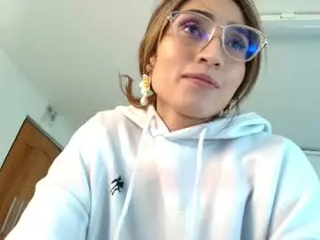 Linda_morgan1  live sex cam