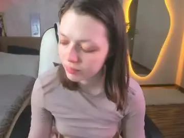 Lunarlily7  live sex cam