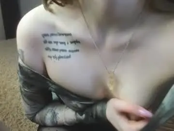 Lunarlily7  live sex cam