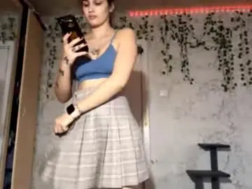 Marlyngayo  live sex cam