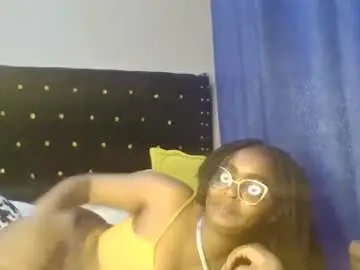 Mwana69  live sex cam