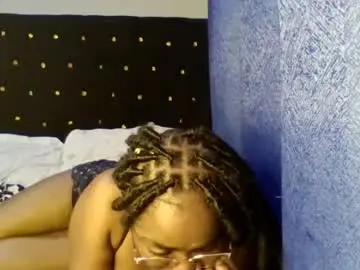 Mwana69  live sex cam