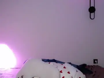 Neverstopkissing  live sex cam