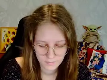 Roxie_shy  live sex cam