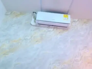 Small_lagoon  live sex cam