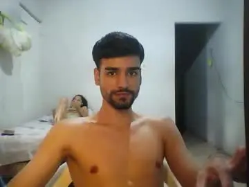 Suhdeoz  live sex cam