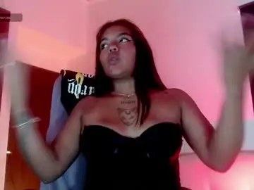 Val_kiria07  live sex cam