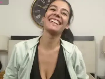 Valesantodomingoo  live sex cam